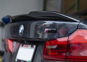 Карбоновый M Performance спойлер для BMW M5 F90