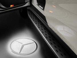 Проекция логотипа Mercedes для S-Class W222