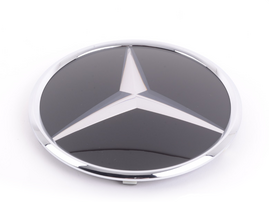 Эмблема дистроника в решетку радиатора Mercedes