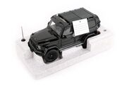 Дилерская модель Mercedes G63 4x4² в масштабе 1/18