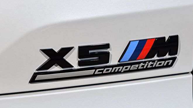 Шильдик X5M Competition