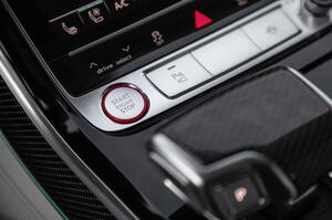 Кнопка Start-Stop Audi